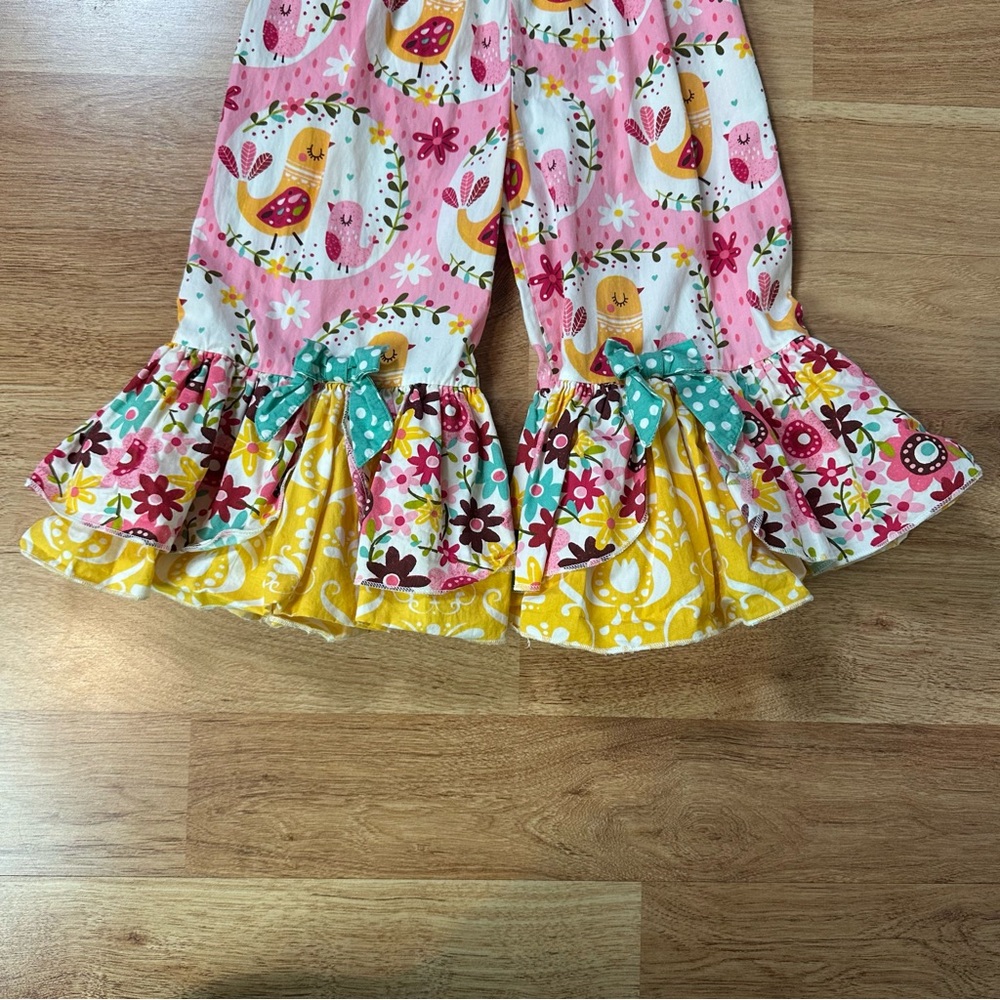 Jelly the Pug Girls Sweet Peep Collection Boutique Capri Bow Set Top & Bottom 5 - Picture 9 of 14